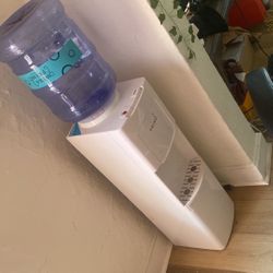 Water Dispenser 