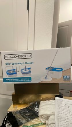 Black & Decker 360° Spin Mop & Bucket set