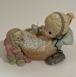 Precious Moments Bubble Your Troubles Away Figurine