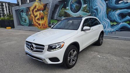 2016 Mercedes-Benz GLC 300