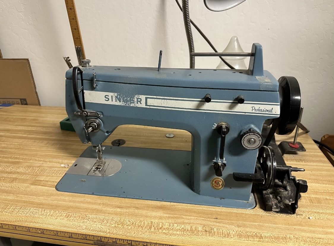 Singer Industrial Sewing Machine