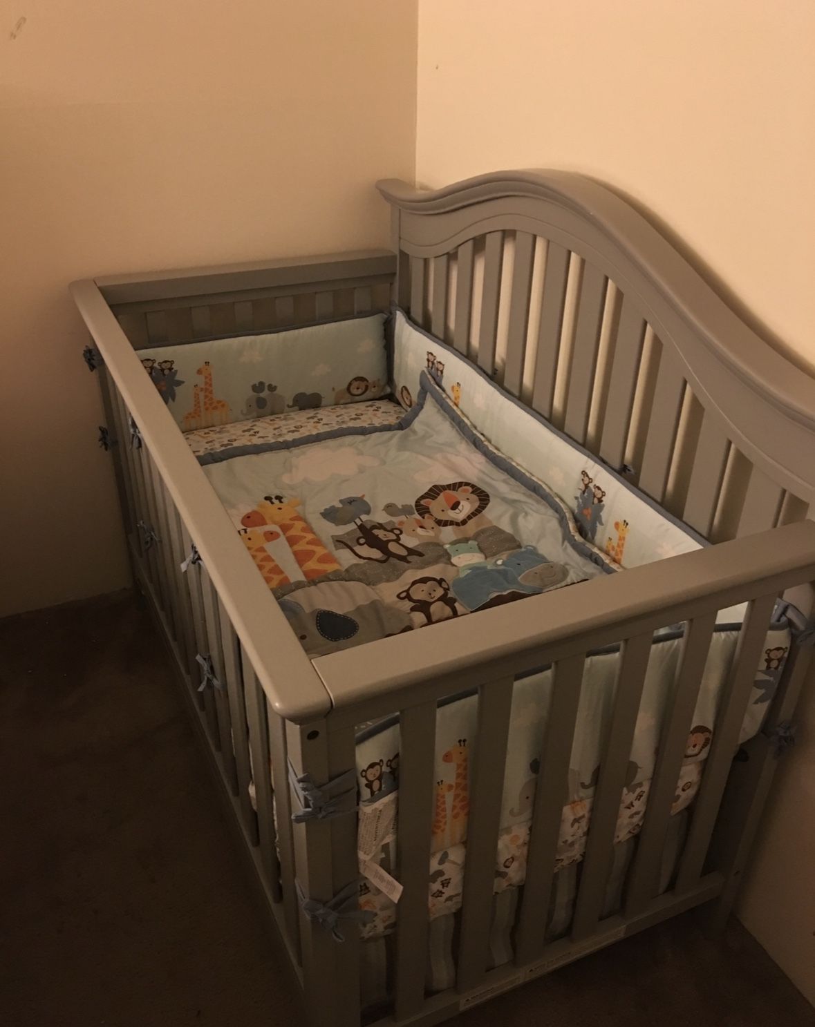 Graco convertible Crib, Full Bed & Chest