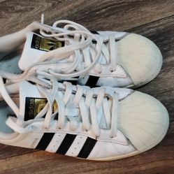 Adidas PCI 789002 Originals Superstar Sneakers, Size 8 for Women
