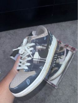 Nike SB Dunk Low Travis Scott