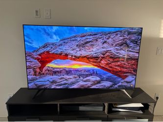 Hisense 65in smart TV