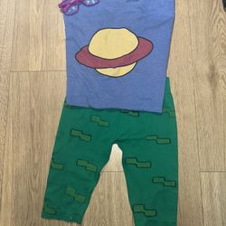 Costume