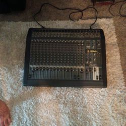 PEAVEY MIXER RQ-2318 18 CHANNEL ANALOG