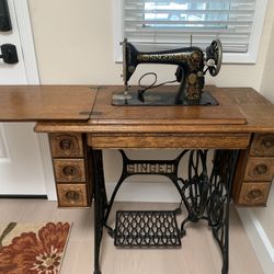 Vintage Sewing Machine