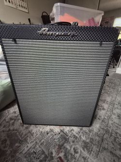 Ampeg Rocket Bass 210 Amp