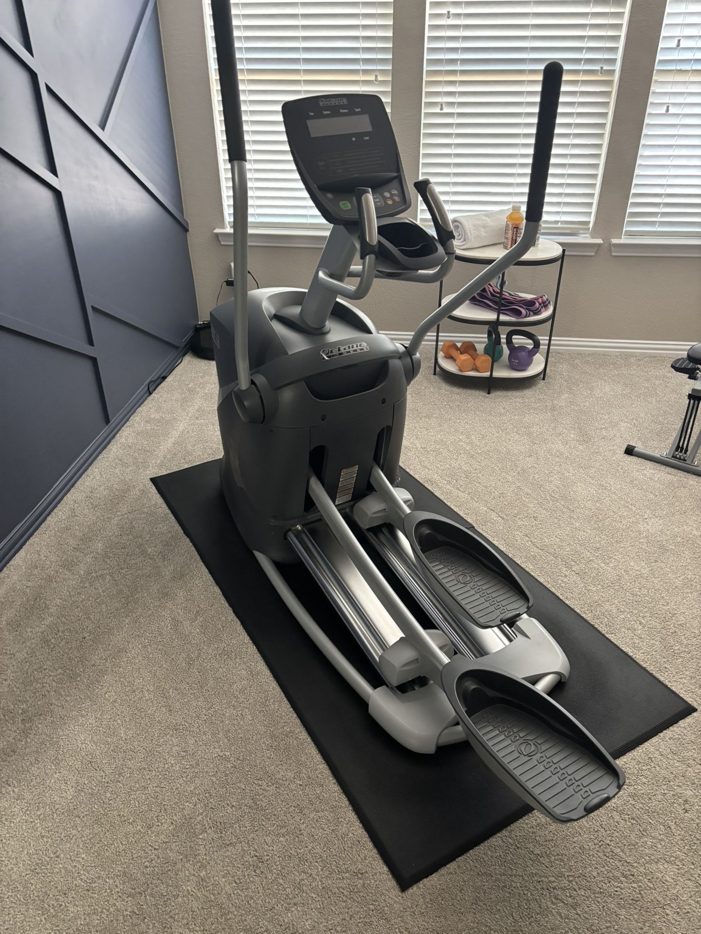 Octane Q35x Elliptical