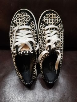 Couch shoes