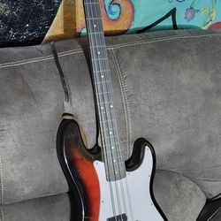 Stadium 4 String Bass Guitar 