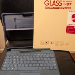 Microsoft Surface Slim Pen, Pro Keyboard (11th, 9th, 8th), cover for Pro 11, 2 screen protectors