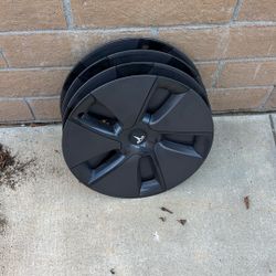 Tesla Model 3 Hubcaps