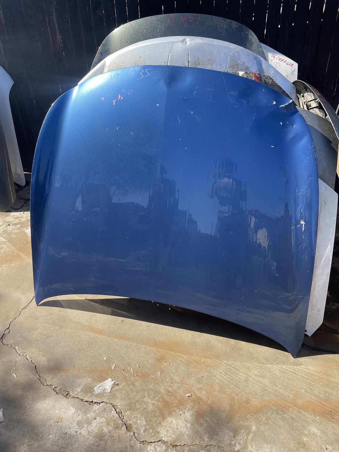 2010 infiniti g35 coupe hood