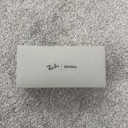 Ray-Ban Meta Wayfarer (Gen 2) - Matte Black - Clear Lens - Size Medium