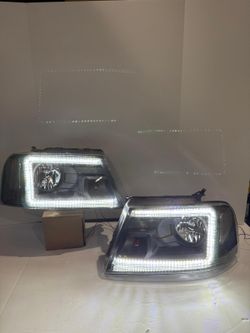 Ford F150 2004-2008 Headlights