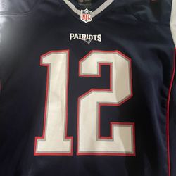Tom Brady NE Jersey Size Youth Medium