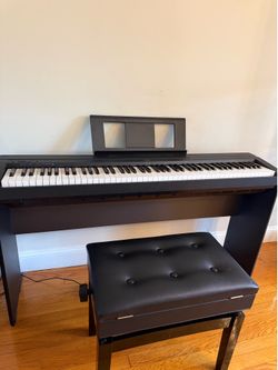 YAMAHA P71 88-Key Weighted Action Digital Piano