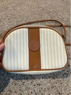 Crossbody purse