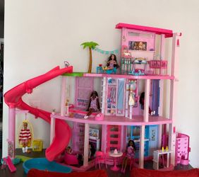 Barbie Dream House