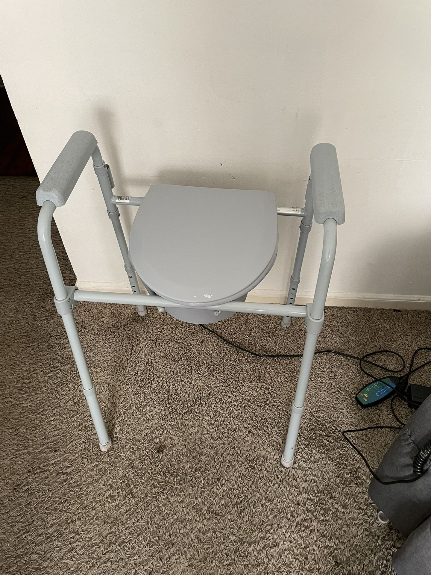 Portable Commode