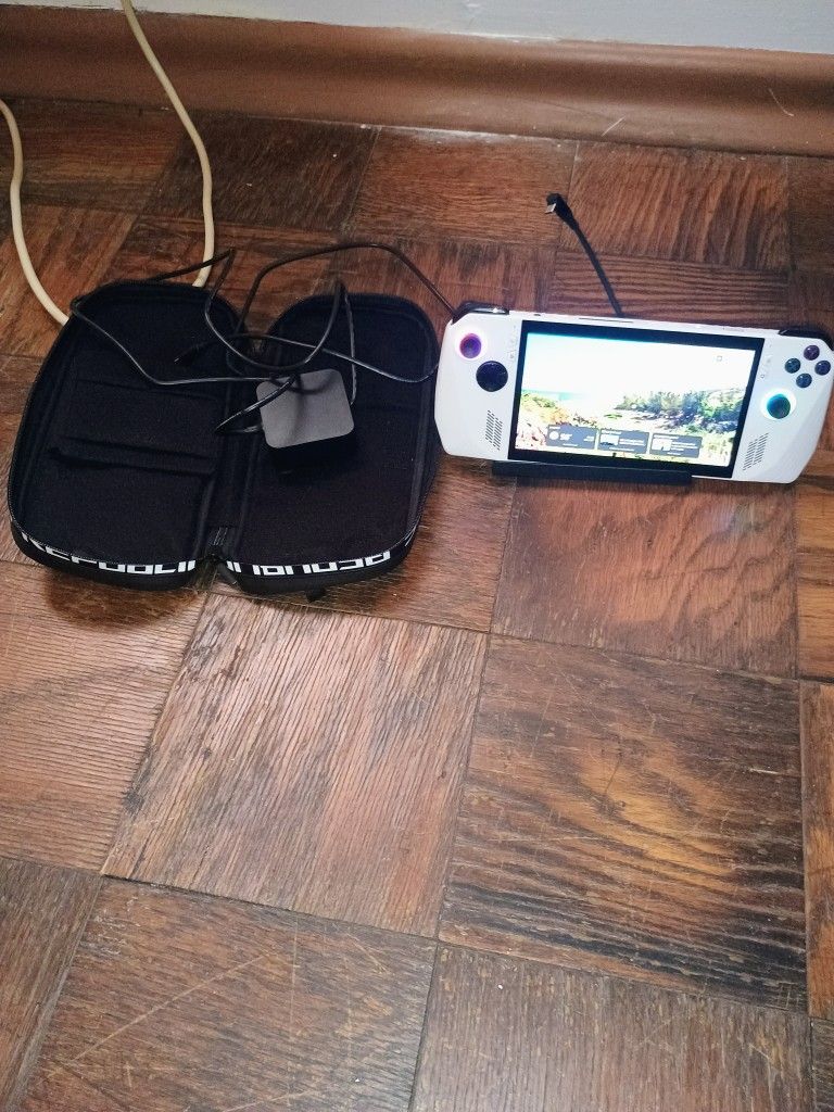 Rog Ally Extreme"7, White Handheld.