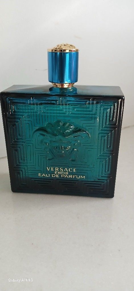 Versace Eros Eau De Perfume 200 ml (6.7 Oz)