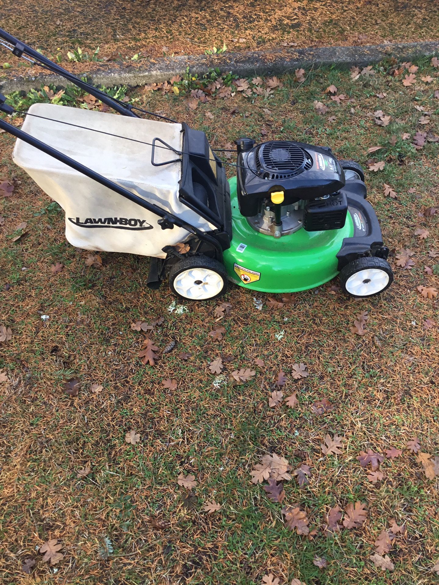 Lawn-mower New Lawn-Boy Self Propelled