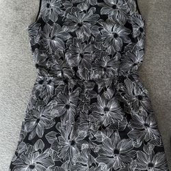  Black White Floral Sleeveless Romper Women’s One-Piece