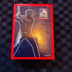 BRAND NEW MLB LIFE MEMBER CLUB, DECK OF PLAYING CARDS.