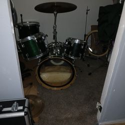 Dark Green Drum Set