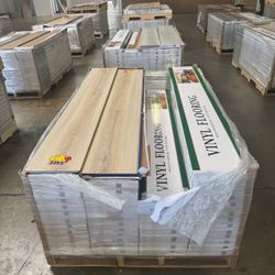 Up $0.89/sq ft 5.5mm~10mm Luxury Vinyl Plank Flooring SPC Flooring Wholesale Price 100+ Colors Available