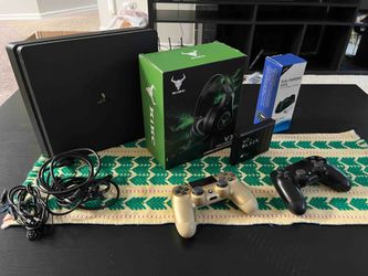 PS4 1TB Complete Gaming Bundle – 25 Games + Accessories – Excellent Condition