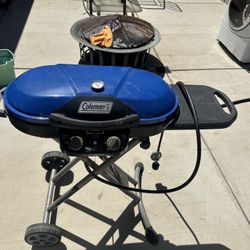 Coleman roadtrip folding Propane Grill 