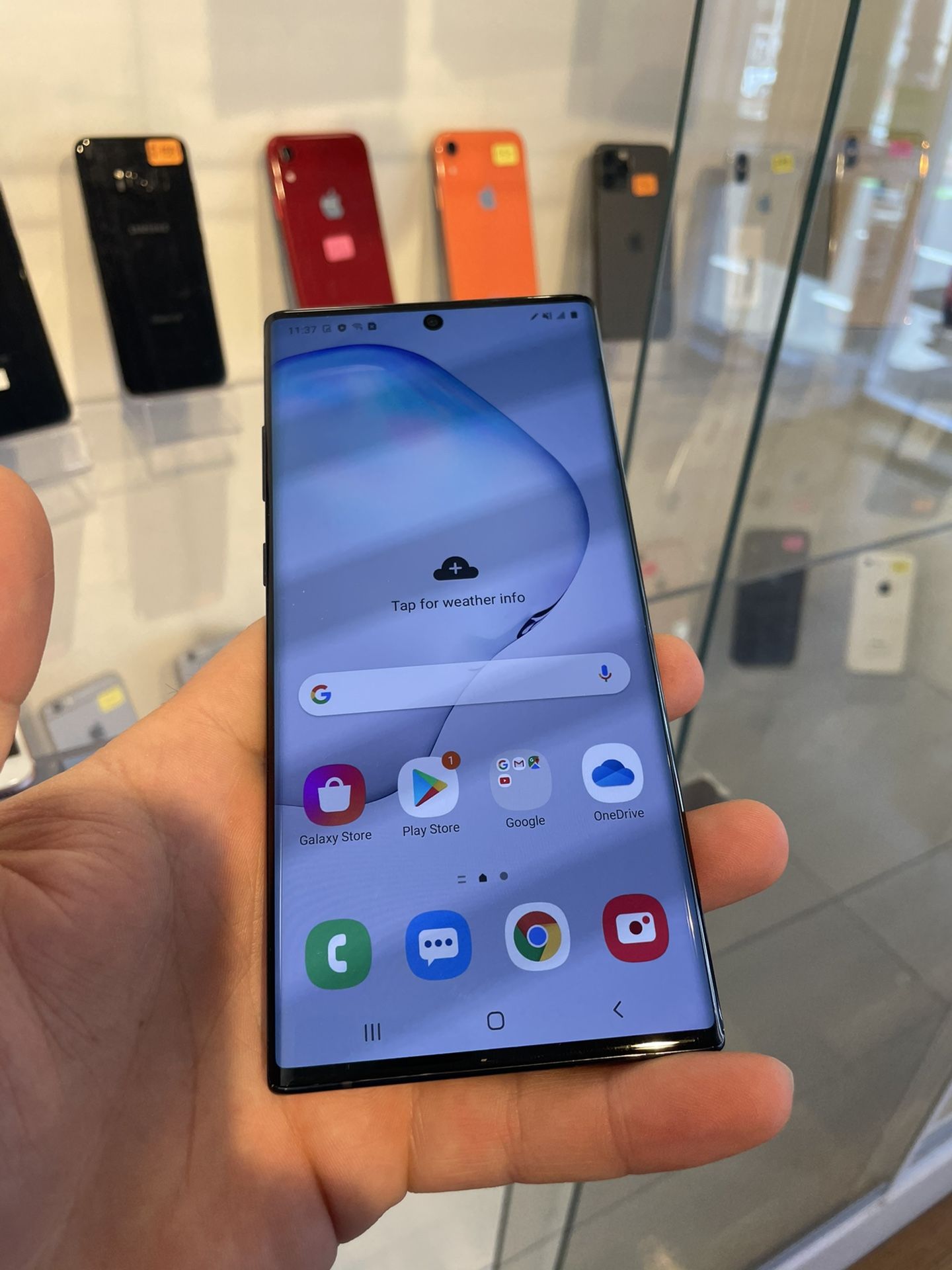 Galaxy Note 10 Plus . Unlocked Excellent Condition (Financing Available )