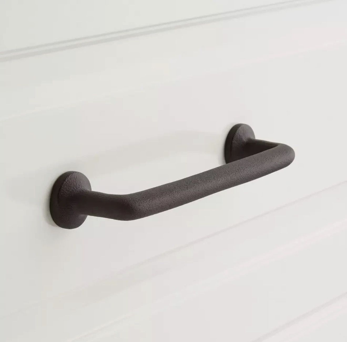 SIGNATURE HARDWARE 6¨SOLID BRONZE CABINET PULL DARK BRONZE