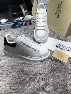 ALEXANDER MCQUEEN 