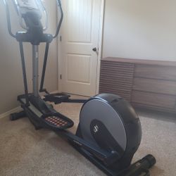 NordicTrack  Audio Strider 990 Elliptical 