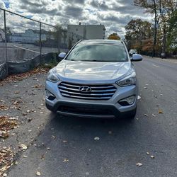 2016 Hyundai Santa Fe XL SUPER CLEAN GREAT ON GAS