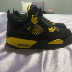 Jordan Retro 4