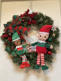 Elf On A Shelf Wreath 