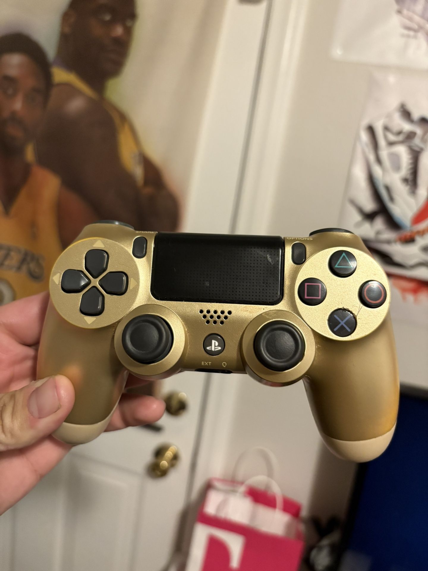 PS4 Controller 