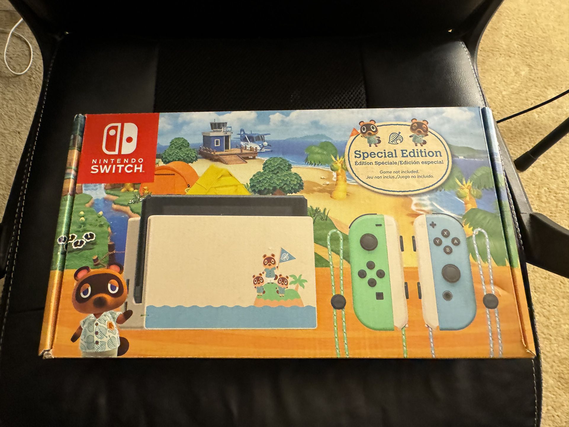 Nintendo Switch Animal Crossing Edition + Case & Protective Case