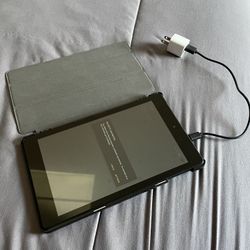 Amazon Kindle With Case. 8th Generation 