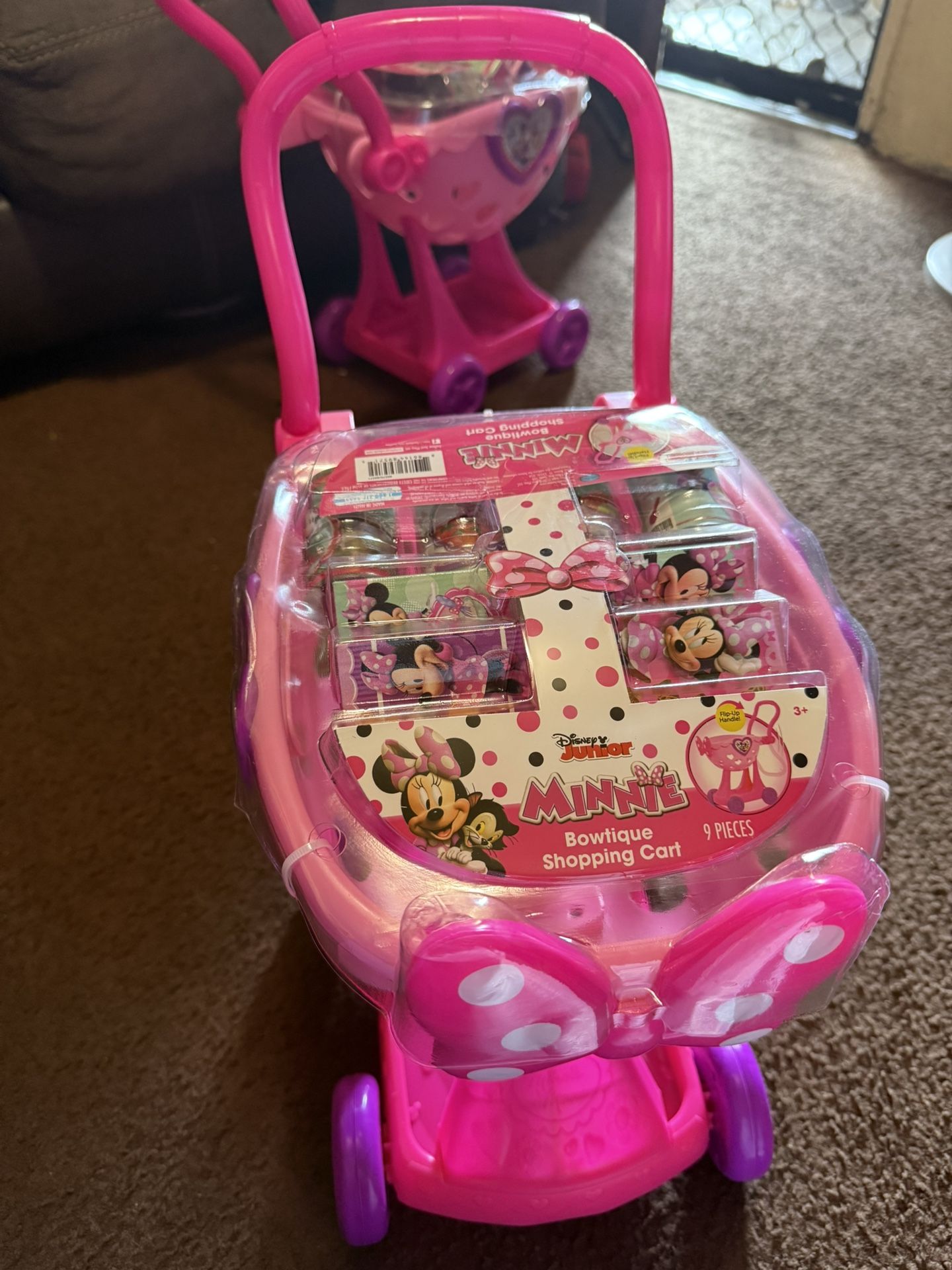 Minnie Mouse Shopping Cart
