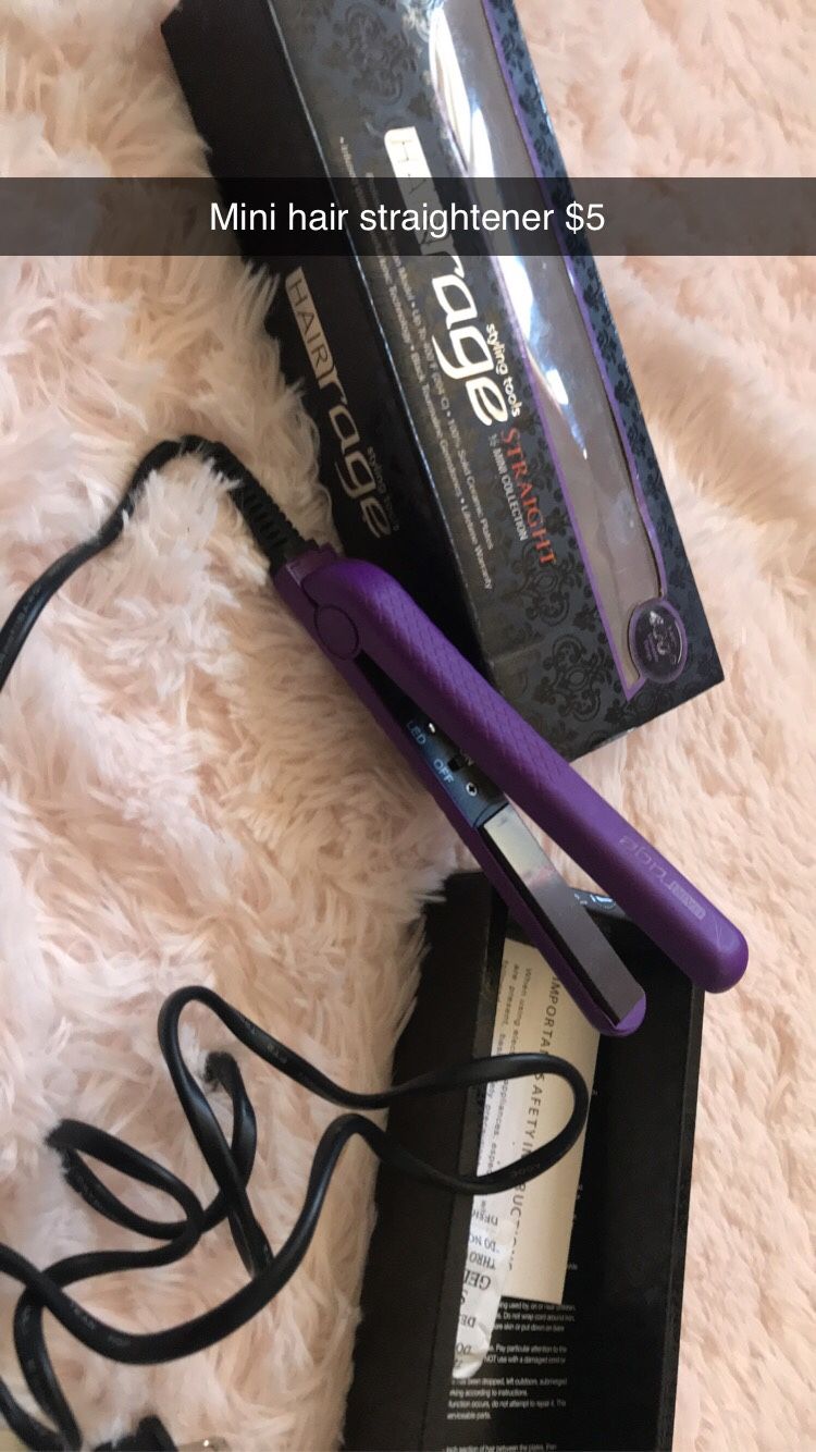 Mini hair straightener