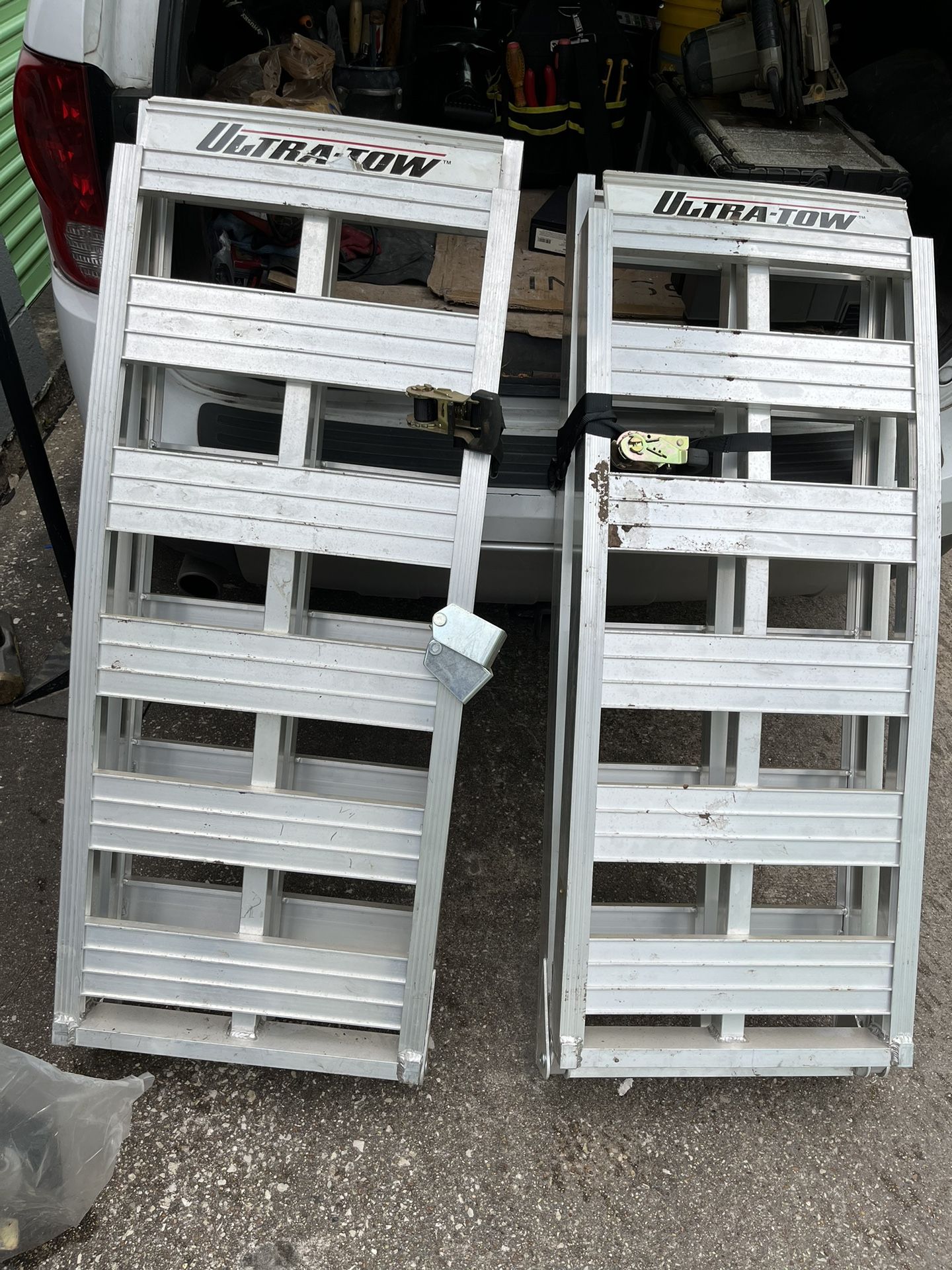 Ultra tow 3000lbs 8ft Folding Ramps