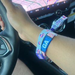 GA Splash House Wristband 