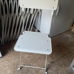Holding Metal Chair 
